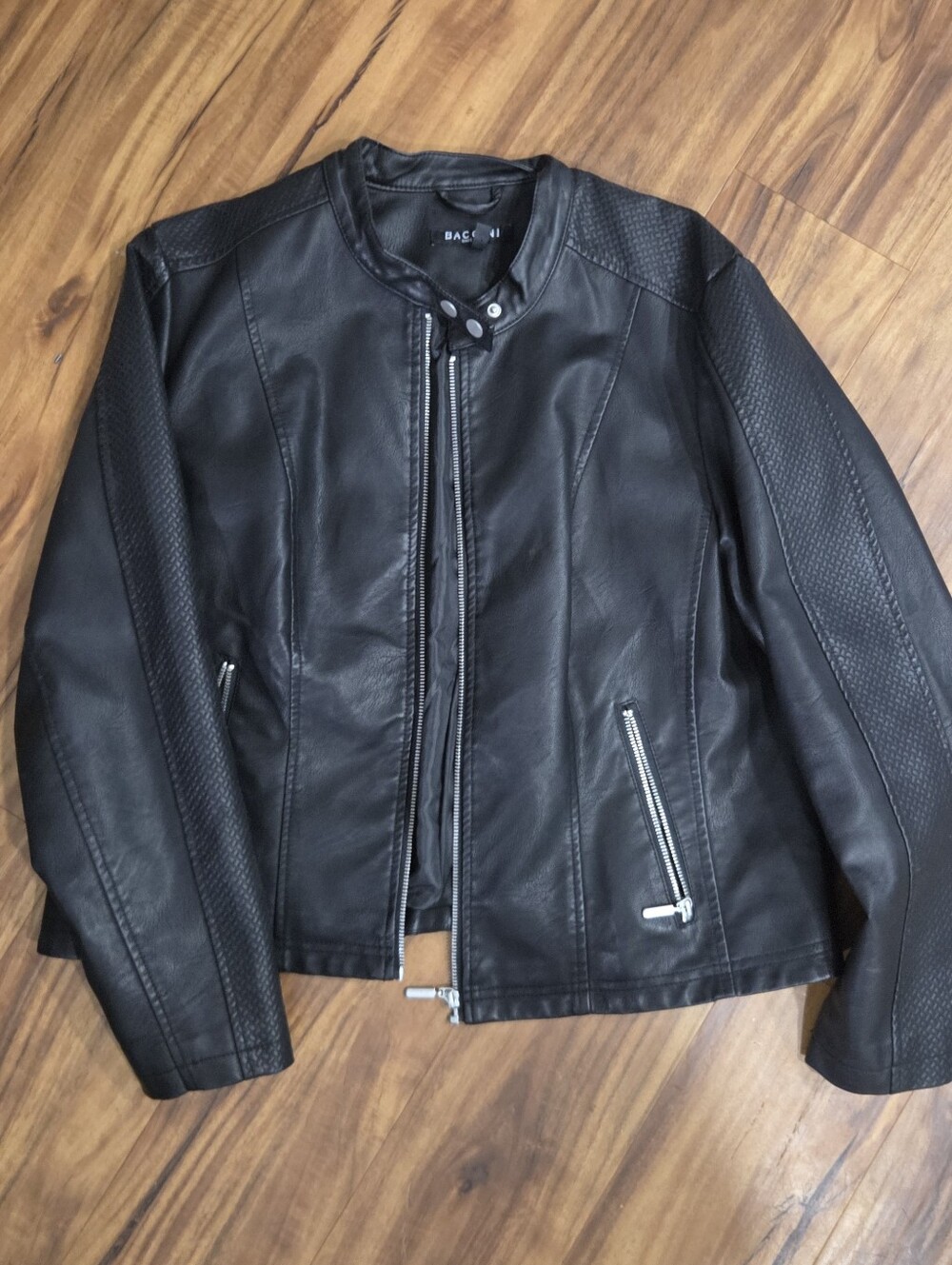 Baccini Women’s Black Faux Leather Moto Jacket Size XL – Zip Front Biker Jacket